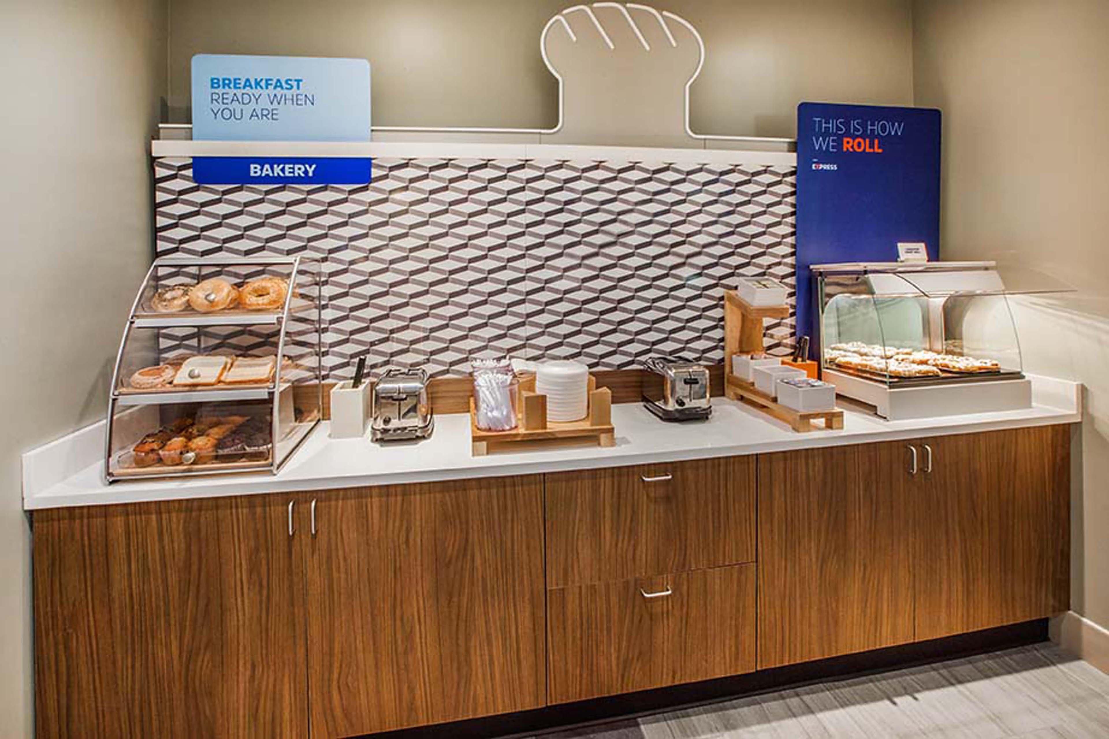 Holiday Inn Express Rochester - Greece By Ihg Exteriér fotografie